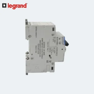 Interruptor magnetotérmico DX³ 6000 - 10 kA - 3P - 400 Vac - 6 A - Curva C LEGRAND INDUSTRIALGES